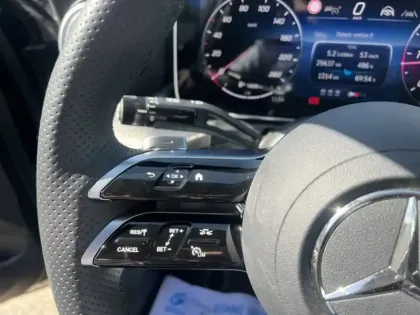 Photo 15 Mercedes Classe C  220 d Berline AMG Lin