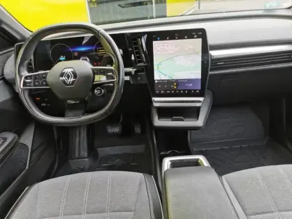Photo 8 Renault Megane Techno 218 ch EV60