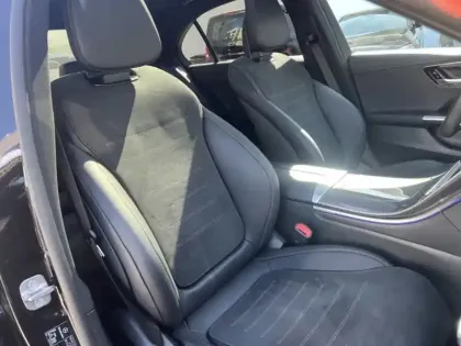 Photo 11 Mercedes Classe C  220 d Berline AMG Lin