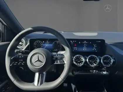 Photo 10 Mercedes GLA 250 e Hybrid EQ AMG Line