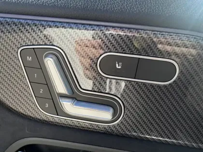 Photo 13 Mercedes GLA 250 e Hybrid EQ AMG Line