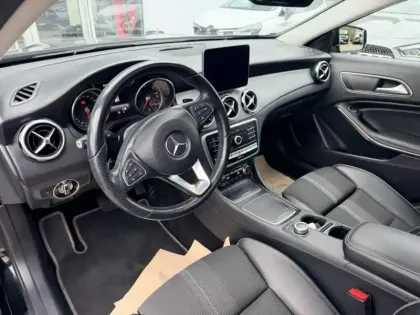 Photo 11 Mercedes GLA 200 d 4MATIC Sensation