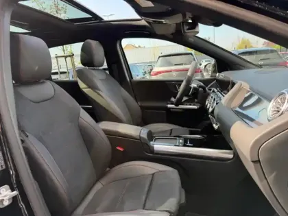 Photo 16 Mercedes Classe B 200 d AMG Line