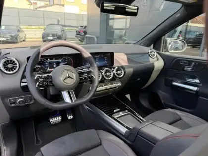 Photo 19 Mercedes Classe B 200 d AMG Line