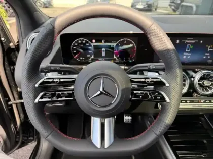 Photo 13 Mercedes Classe B 200 d AMG Line