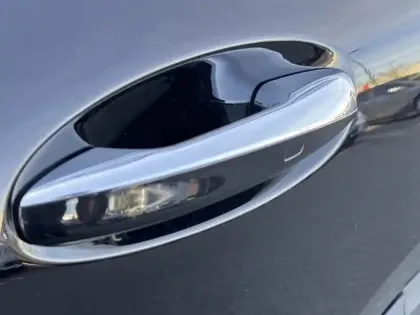 Photo 7 Mercedes GLA Gén. II (H247) Ph1 AMG Line 5