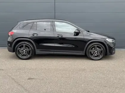 Photo 21 Mercedes GLA 200 d AMG Line