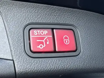 Photo 6 Mercedes GLA Gén. II (H247) Ph1 AMG Line 5