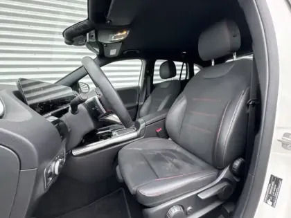 Photo 15 Mercedes GLA 180 AMG Line