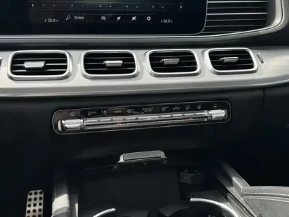 Photo 14 Mercedes GLE 350 de 4MATIC AMG Line