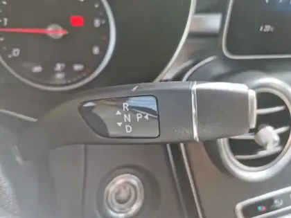 Photo 18 Mercedes Classe GLC 220 D 4MATIC 194 ch 9G-tronic 