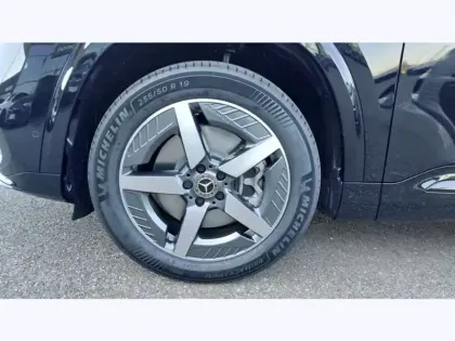 Photo 8 Mercedes GLB 250+ 