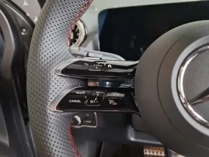 Photo 19 Mercedes GLA 200 AMG Line