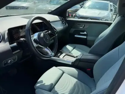 Photo 31 Mercedes GLA  200 d Progressive Line