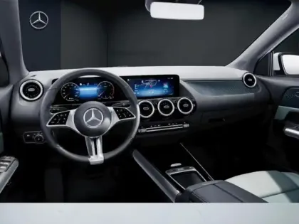 Photo 10 Mercedes GLA Gén. II (H247) Ph2 Progressive Line 5