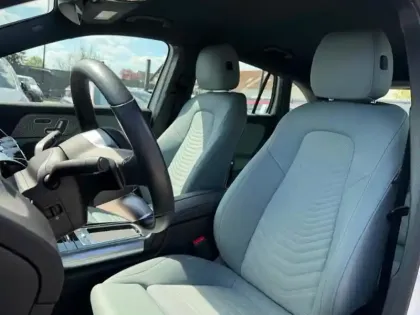 Photo 34 Mercedes GLA  200 d Progressive Line