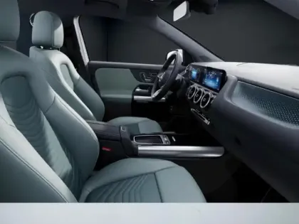 Photo 9 Mercedes GLA Gén. II (H247) Ph2 Progressive Line 5