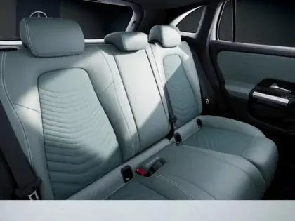 Photo 8 Mercedes GLA Gén. II (H247) Ph2 Progressive Line 5