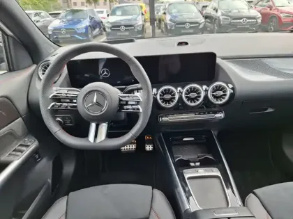 Photo 10 Mercedes GLA 200 d Edition 140
