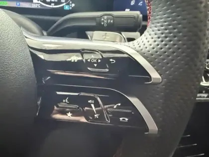 Photo 16 Mercedes CLA  250 e Hybrid EQ Coupé AMG 
