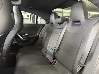 Photo 10 Mercedes CLA  250 e Hybrid EQ Coupé AMG 