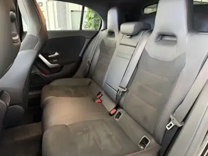 Photo 10 Mercedes Classe A 250 e Hybrid EQ AMG Line