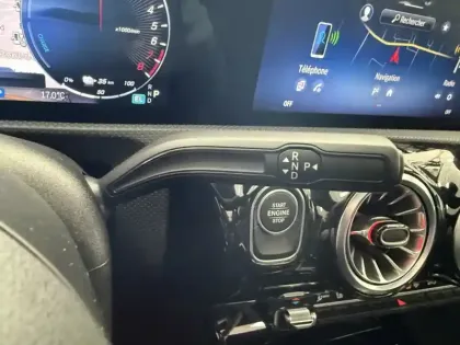 Photo 17 Mercedes Classe A 250 e Hybrid EQ AMG Line