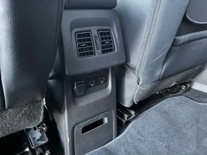 Photo 11 Mercedes CLA 180 / PROGRESSIVE / 5 PLACES /