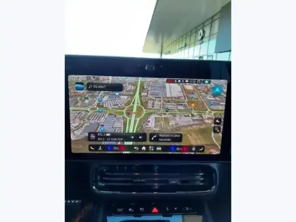 Photo 10 Mercedes GLB 250+ avec technologie EQ Limit