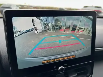 Photo 13 Toyota Yaris Hybride 130H 2WD DESIGN PACK CARGO