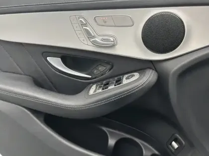 Photo 18 Mercedes Classe GLC 300de 4MATIC Business Line