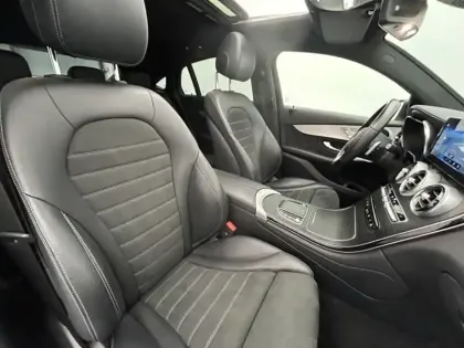 Photo 16 Mercedes Classe GLC 300de 4MATIC Business Line