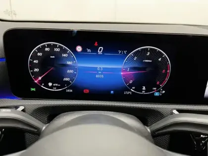 Photo 11 Mercedes Classe A 180 d AMG Line