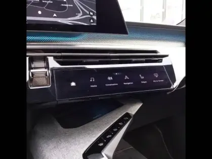 Photo 20 Peugeot 3008 Hybrid 136 e-DCS6 GT 5p