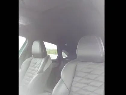 Photo 14 Peugeot 3008 Hybrid 136 e-DCS6 GT 5p