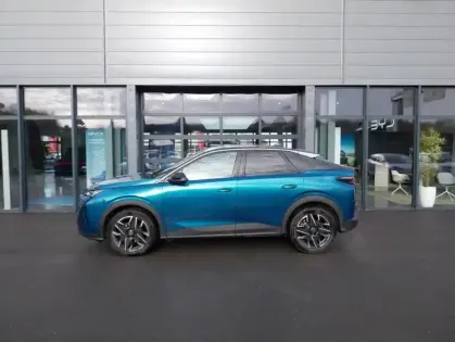 Photo 30 Peugeot 3008 Hybrid 136 e-DCS6 GT 5p