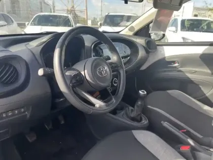 Photo 11 Toyota Aygo Gén. I Ph1 Dynamic 5