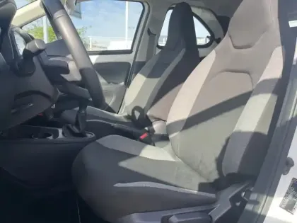 Photo 20 Toyota Aygo Gén. I Ph1 Dynamic 5