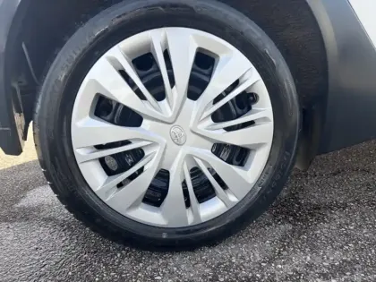 Photo 8 Toyota Aygo Gén. I Ph1 Dynamic 5