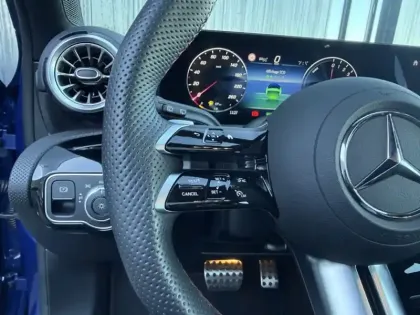 Photo 24 Mercedes Classe A 250 e Hybrid EQ AMG Line