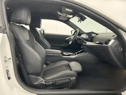 Photo 13 BMW Serie 4 Gén. II (G22) Ph1 Evo Base 2