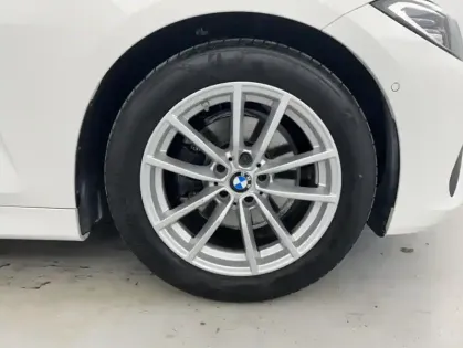 Photo 20 BMW Serie 4 Gén. II (G22) Ph1 Evo Base 2