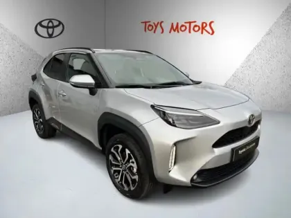 Photo 6 Toyota Yaris Hybride 130H 2WD DESIGN PACK CARGO C