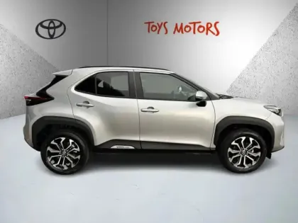 Photo 5 Toyota Yaris Hybride 130H 2WD DESIGN PACK CARGO C