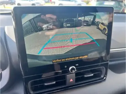 Photo 12 Toyota Yaris Gén. IV Ph1 NG Design 5