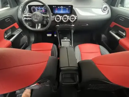 Photo 6 Mercedes GLA Gén. II (H247) Ph1 AMG Line 5