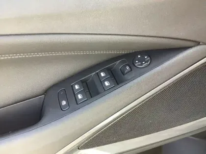 Photo 16 Opel Crossland 1.2 Turbo 130 ch BVA6 Edition - 5P