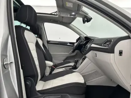 Photo 13 Volkswagen Tiguan Gén. II Ph1 Carat 5