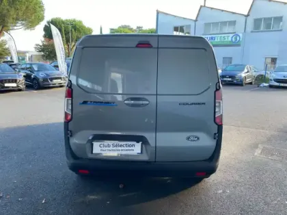 Photo 18 Ford Transit Courier Gén. II Ph1 Limited 2