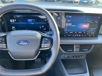 Photo 7 Ford Transit Courier Gén. II Ph1 Limited 2